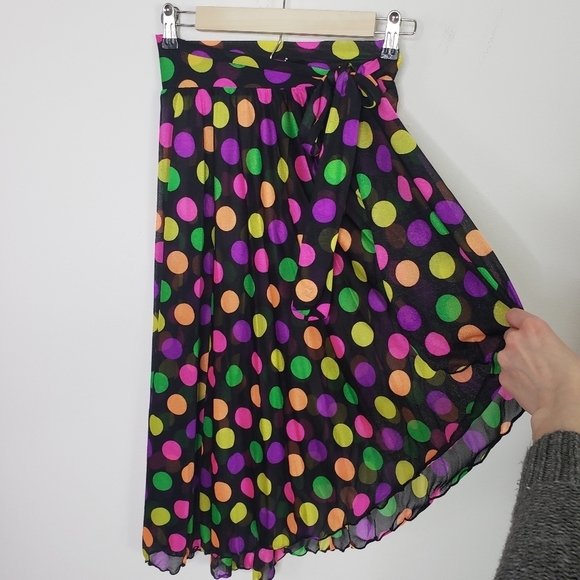 Black and neon polka dot sheer sarong - Picture 1 of 5